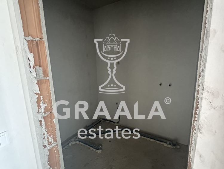 🏡 Югоизточен тристаен апартамент в Малинова долина - 0
